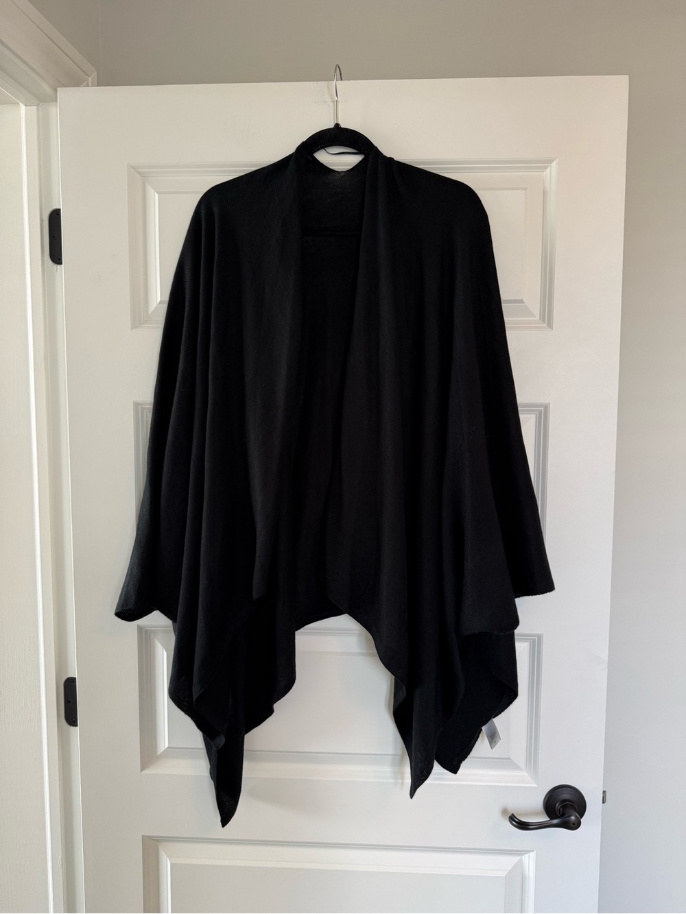 NWOT Nordstrom Rack Easy Lightweight Ruana